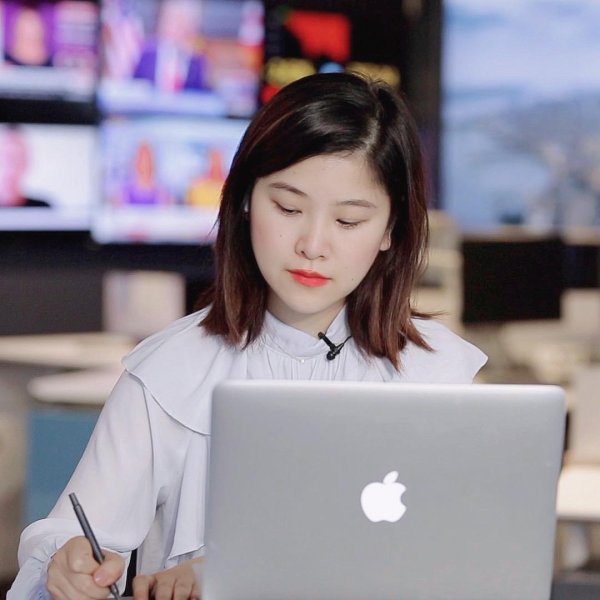 中国十大配资公司 美股尖叫俯冲，华尔街分析师：特朗普在和美联储“玩游戏”